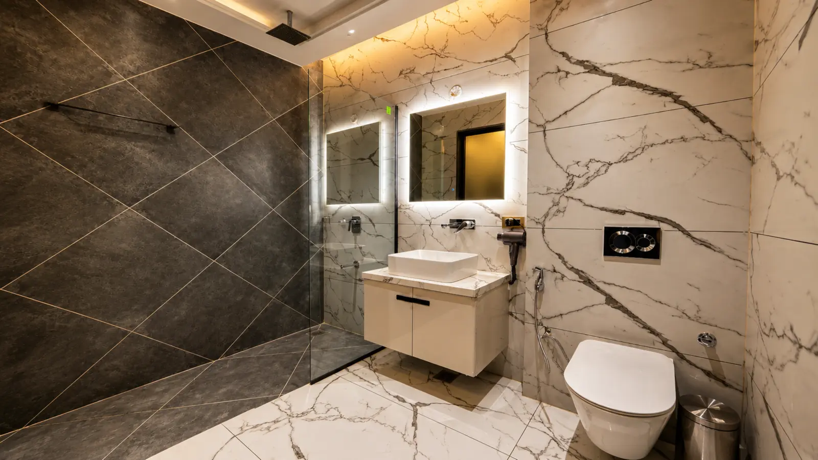 Modern marble bathroom at Hotel Mirage Inn